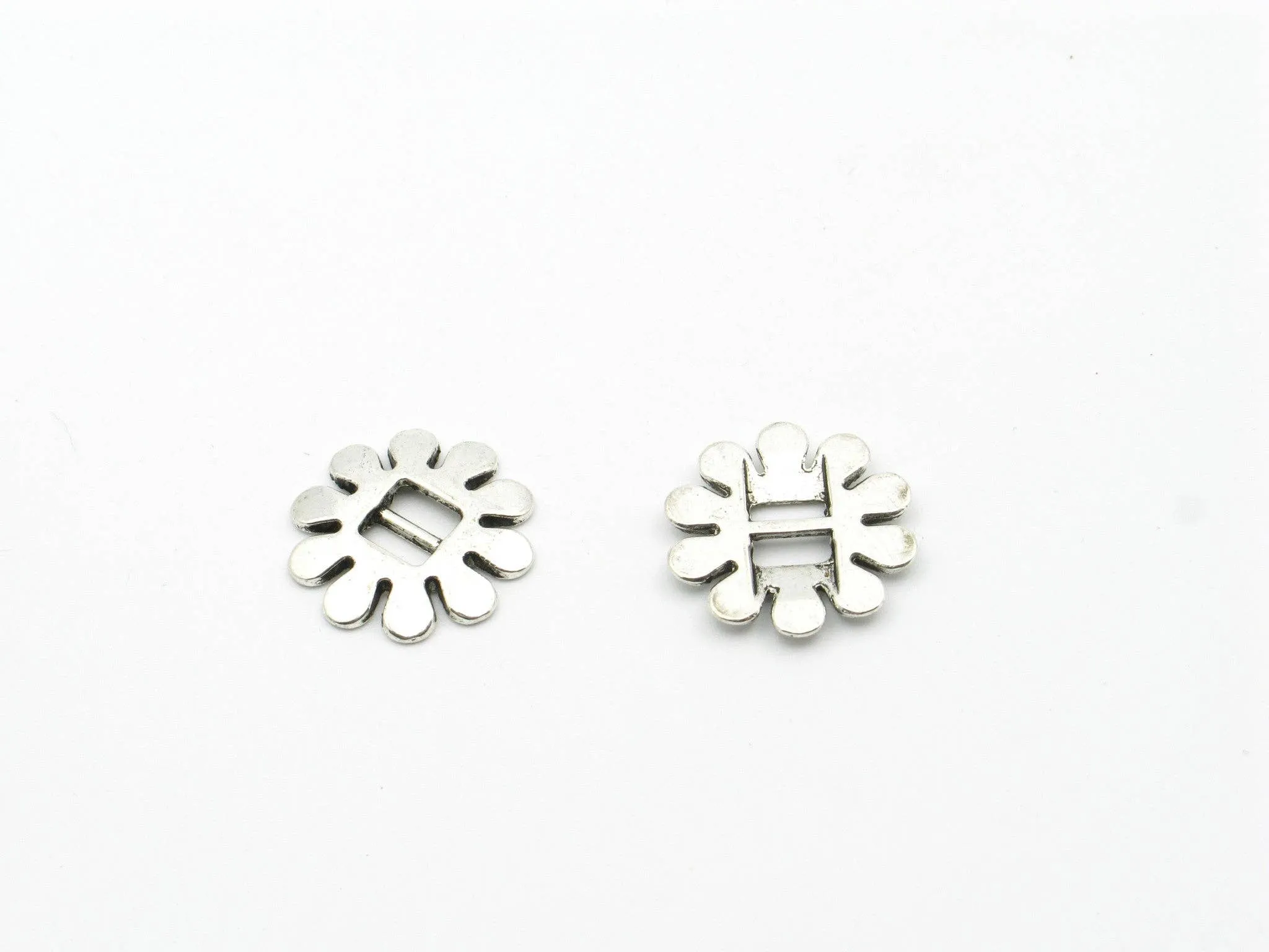 10 Pcs For 5mm flat leather,Antique Silver Flower jewelry supplies jewelry finding D-1-5-11