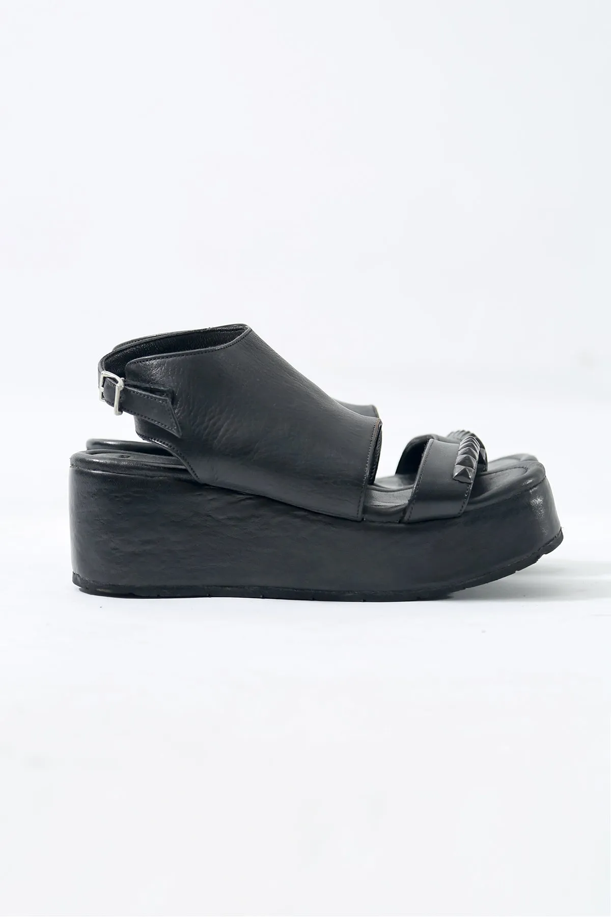 1801-BO04 Black Metal Sandal PMD