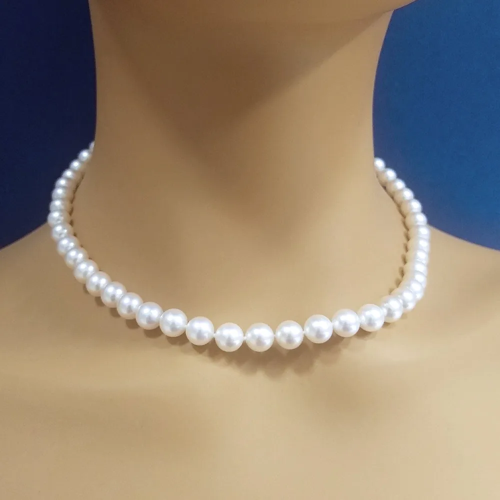 7-7.5mm White Cultured Akoya Pearl Necklace 18"