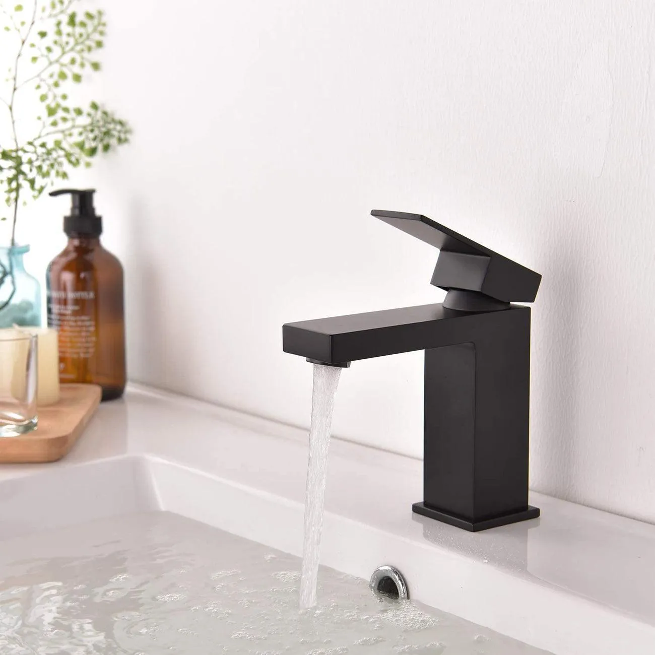 Bathroom Sink Faucet - B11123