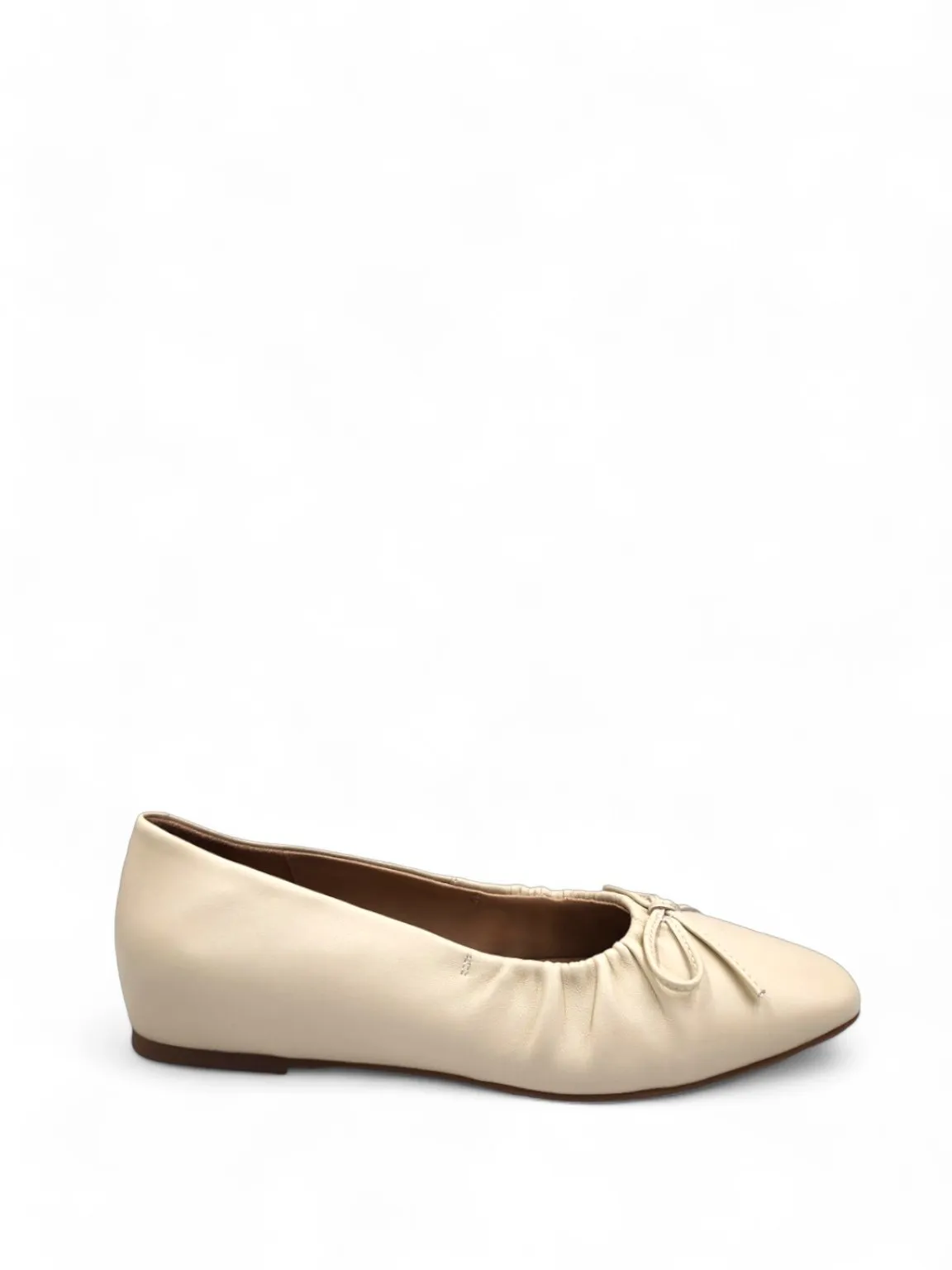 Gini Courts Ballet Flats