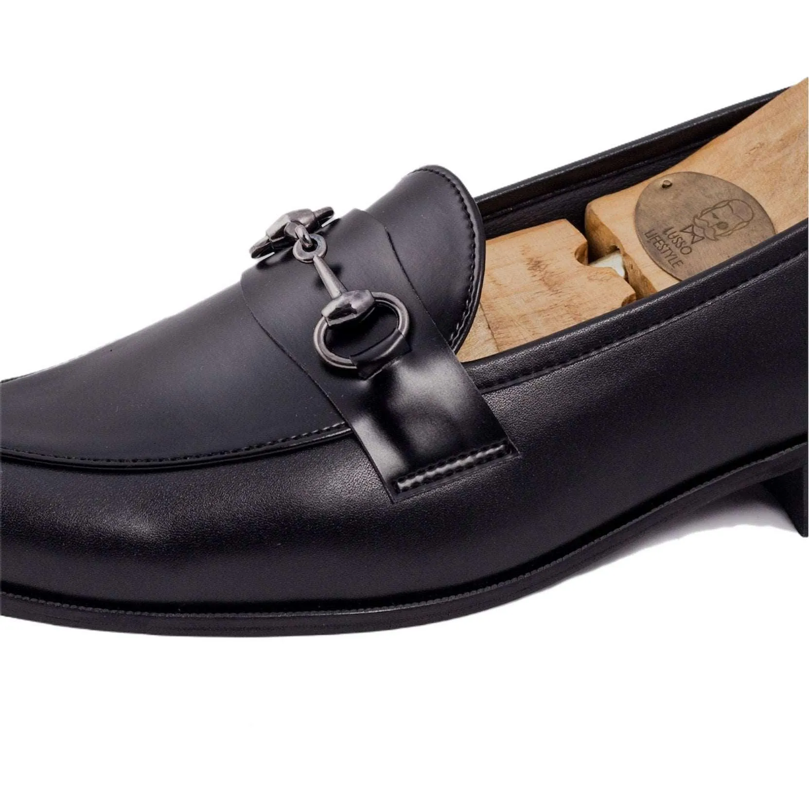 MATTHEW | BLACK HORSEBIT SLIP-ON