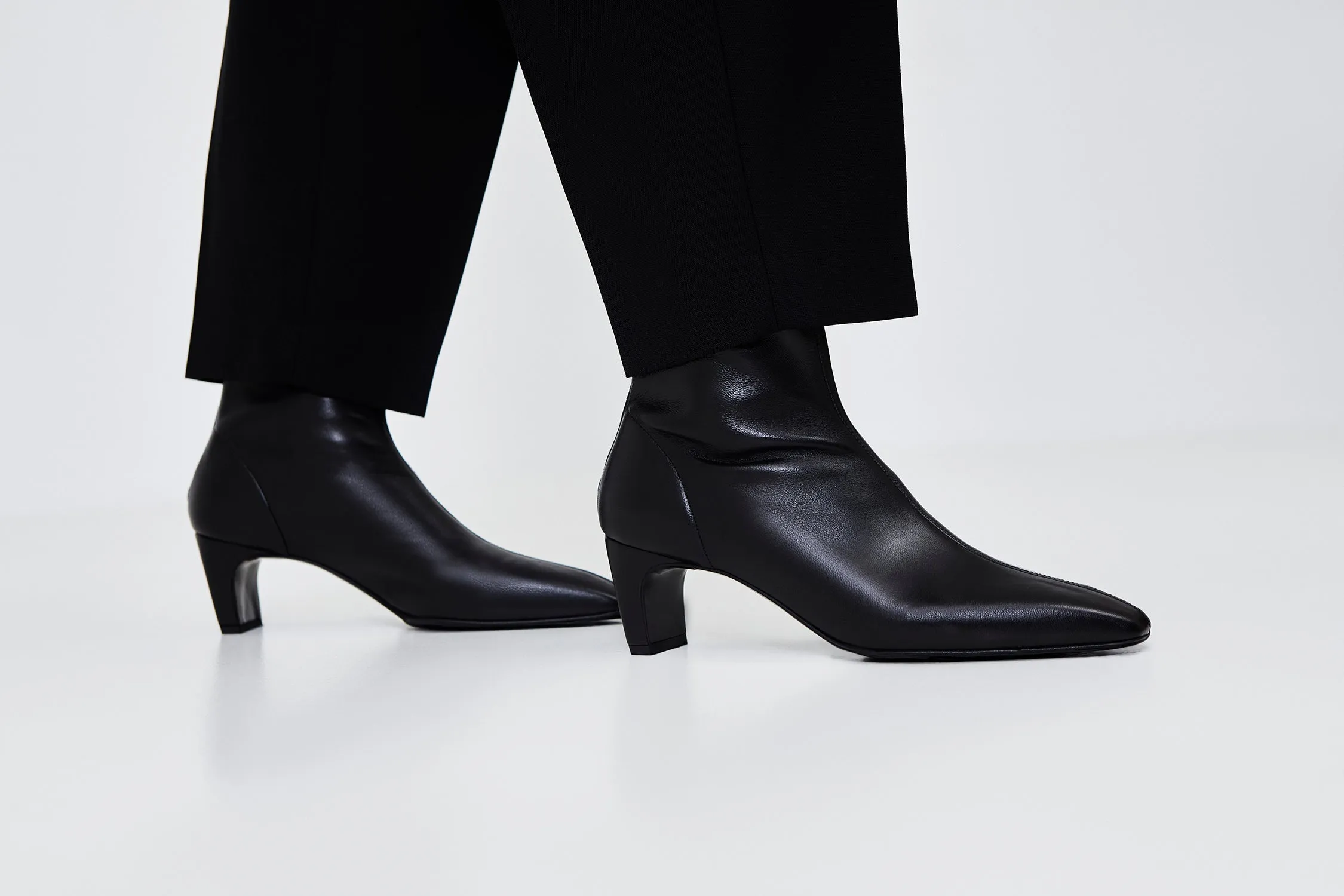 The Glove Boot | Black Patent