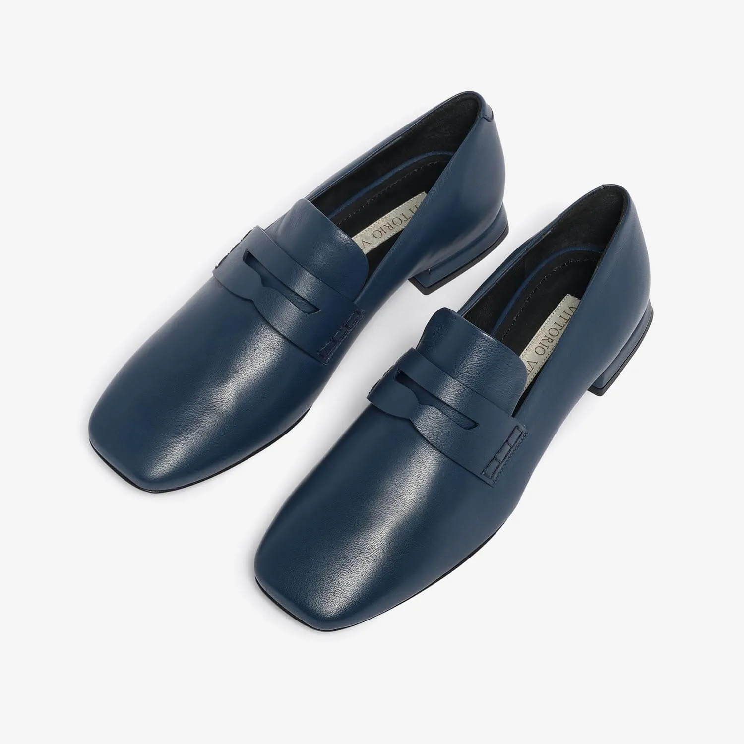 Women's leather loafer